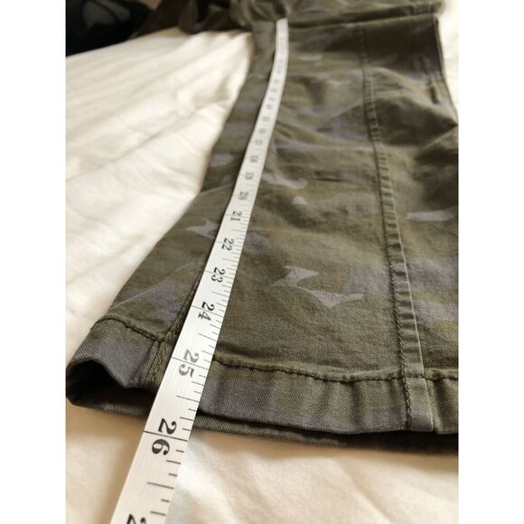 Anthropologie Women's The Wanderer Camo Cargo Pants 26P Green Mid Rise Cropped - Picture 9 of 9